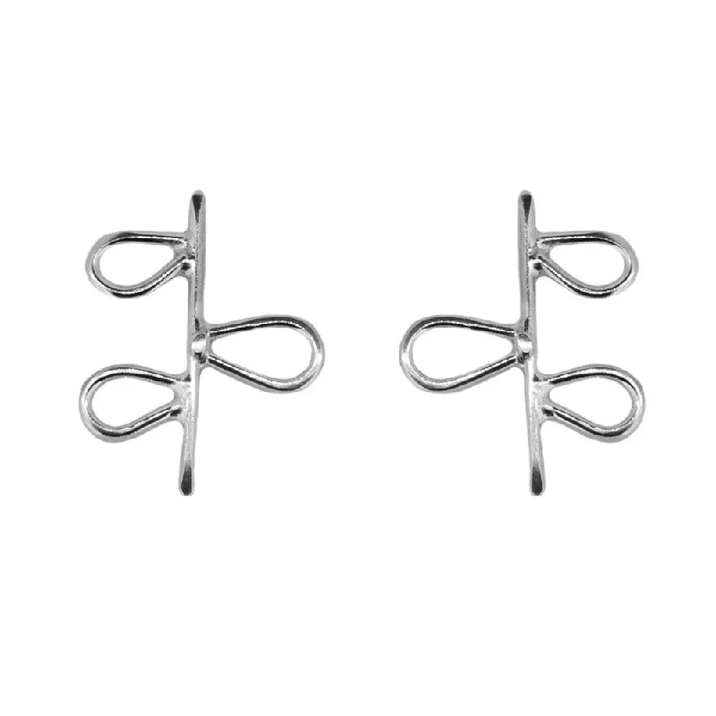 Pearl - Set Minimalist Stud Earrings in White for a Classic and Elegant AppearanceSilver Leafy Earrings