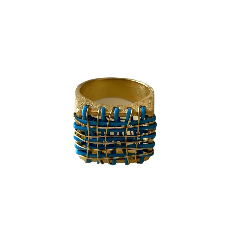 Bohemian - Style Fashion Rings with Turquoise and Silver Filigree for a Free - Spirited LookMedellin Leather Ring