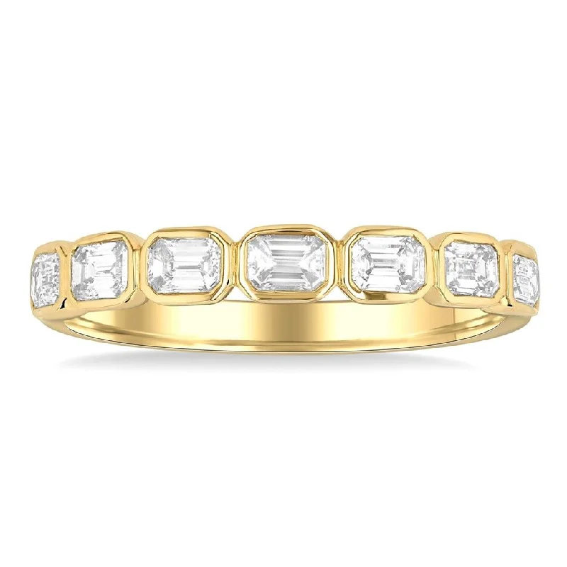 Bohemian - Style Fashion Rings with Turquoise and Silver Filigree for a Free - Spirited Look14K Yellow Gold Straight Emerald Cut Diamond Band