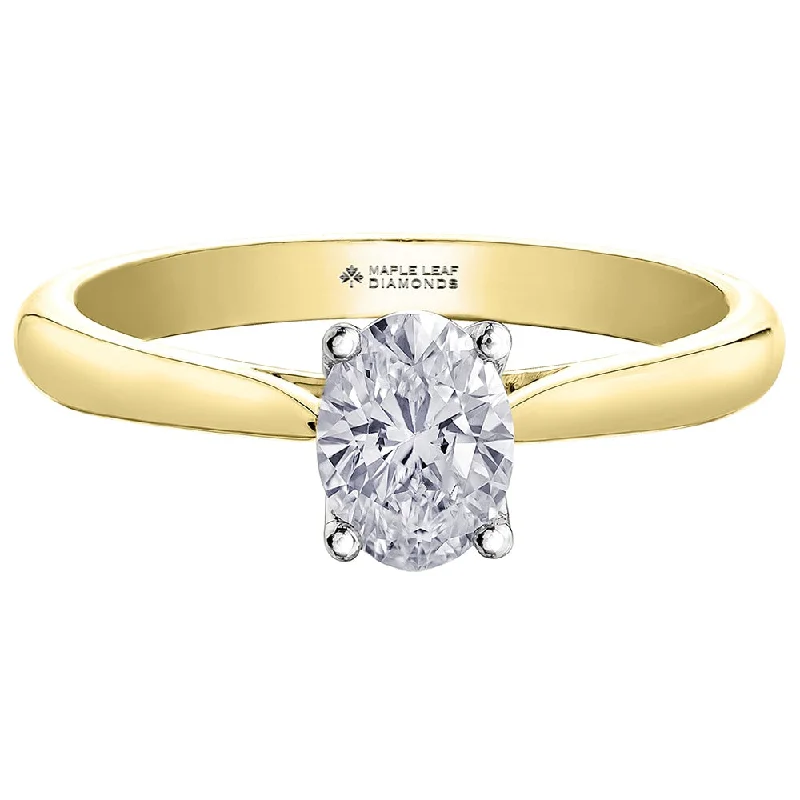 Halo - Style Women's Diamond Rings with a Center Diamond Surrounded by Smaller Diamonds in 18K GoldOval Canadian Diamond Solitaire Ring