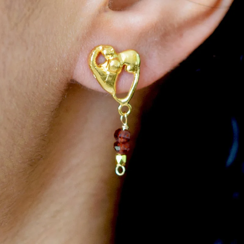 14K Gold Plated Heart - Shaped Stud Earrings for a Romantic and Feminine LookMolten Heart & Garnet Earrings