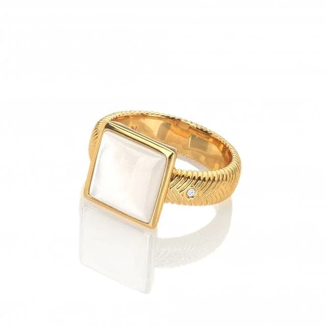 Vintage - Reproduction Fashion Rings in Bronze with Cameo - Style MedallionsCalm Pearl Square Ring DR247