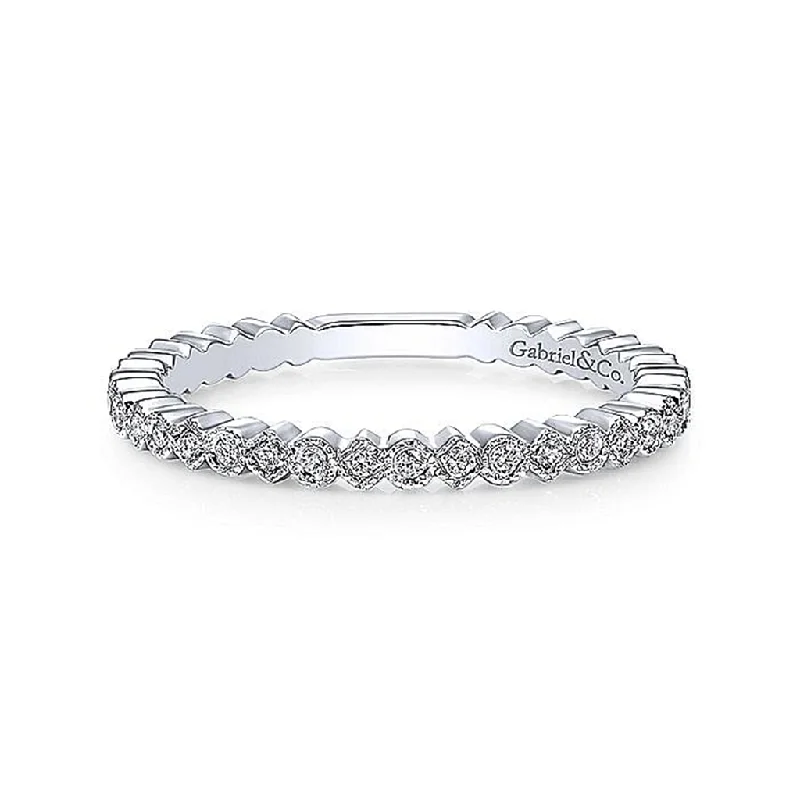 Rhinestone - Embellished Fashion Rings in Silver - Tone Metal for a Glamorous Touch14K White Gold Scalloped Stackable Diamond Band