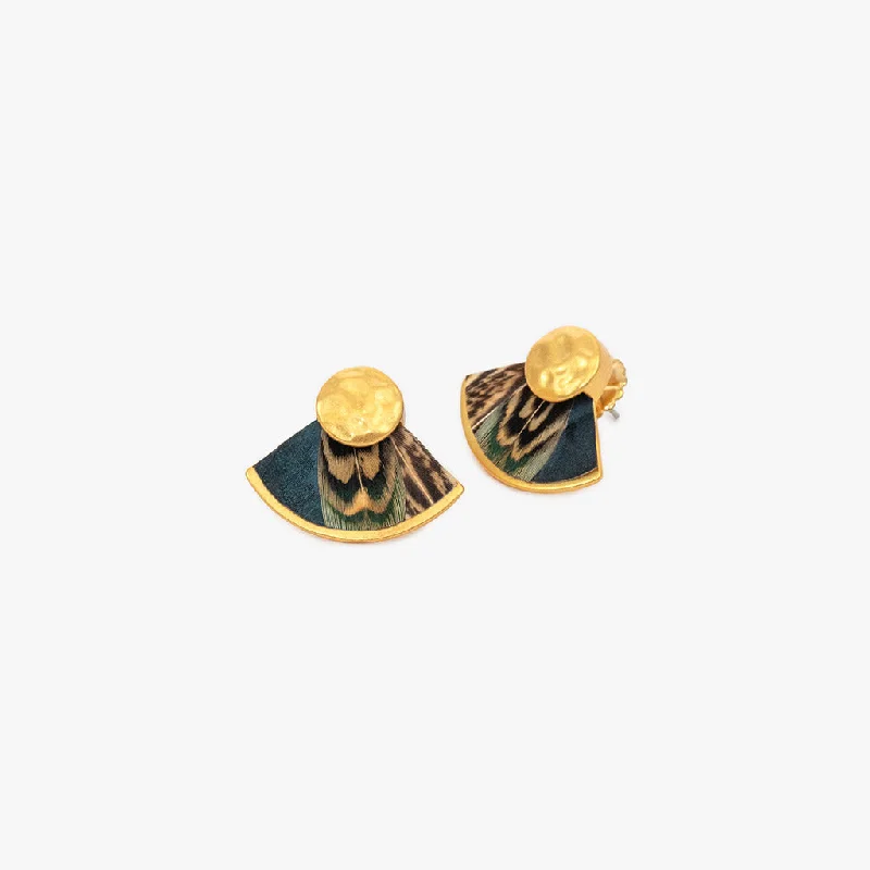 14K Gold Plated Heart - Shaped Stud Earrings for a Romantic and Feminine LookGussie Stud Earring