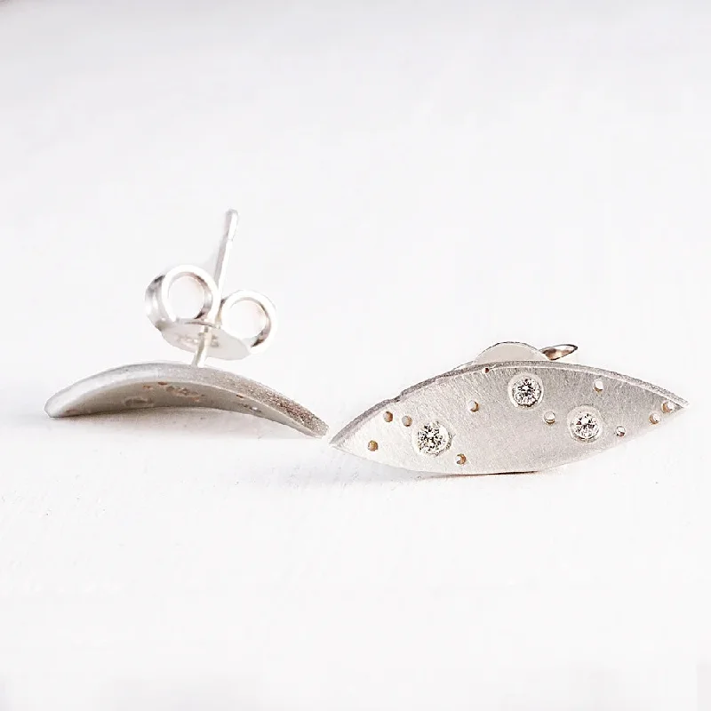 Rhinestone - Embellished Crown - Shaped Stud Earrings for a Princess - Inspired LookSilver and Diamond Leaf Studs