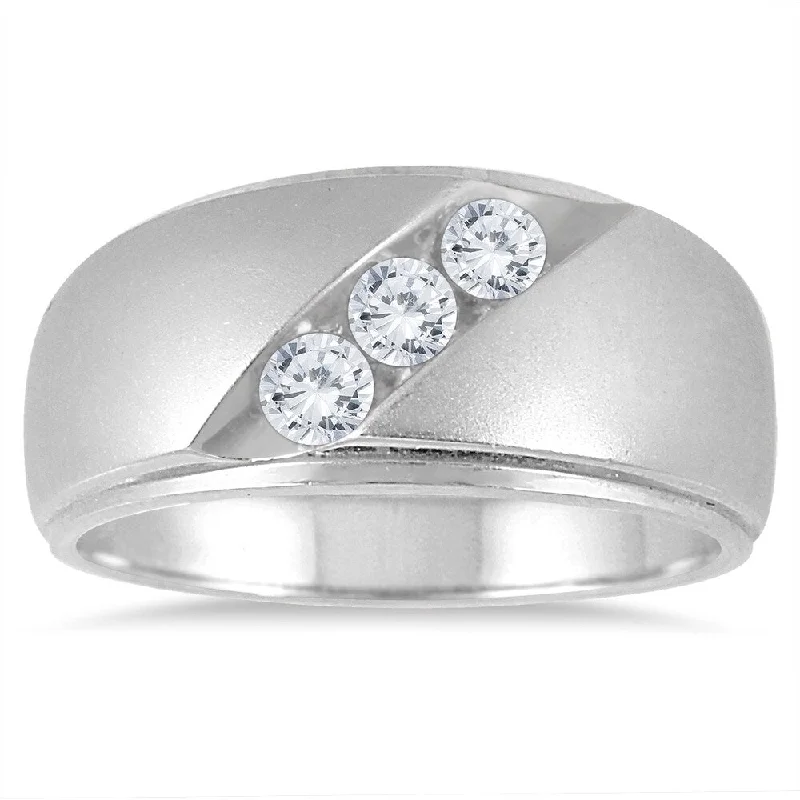 Halo - Style Women's Diamond Rings with a Center Diamond Surrounded by Smaller Diamonds in 18K Gold1/2 Carat TW Diamond Three Stone Men's Ring in 10K White Gold