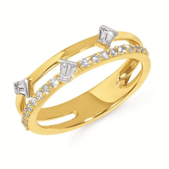 Fashion Rings with Zodiac Symbols in Gold - Filled Metal for a Personalized TouchYellow Gold Diamond Fashion Ring