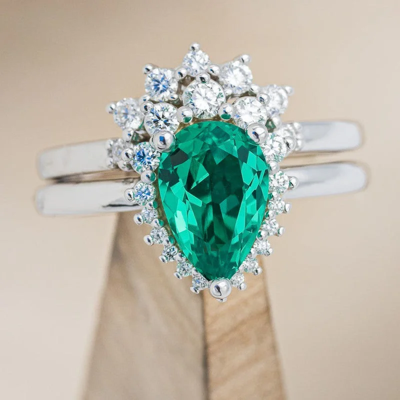 Men's Aquamarine Engagement Rings in 9K Gold with a Bezel - Set Stone"LAVERNA" - PEAR CUT LAB-GROWN EMERALD ENGAGEMENT RING WITH DIAMOND HALO