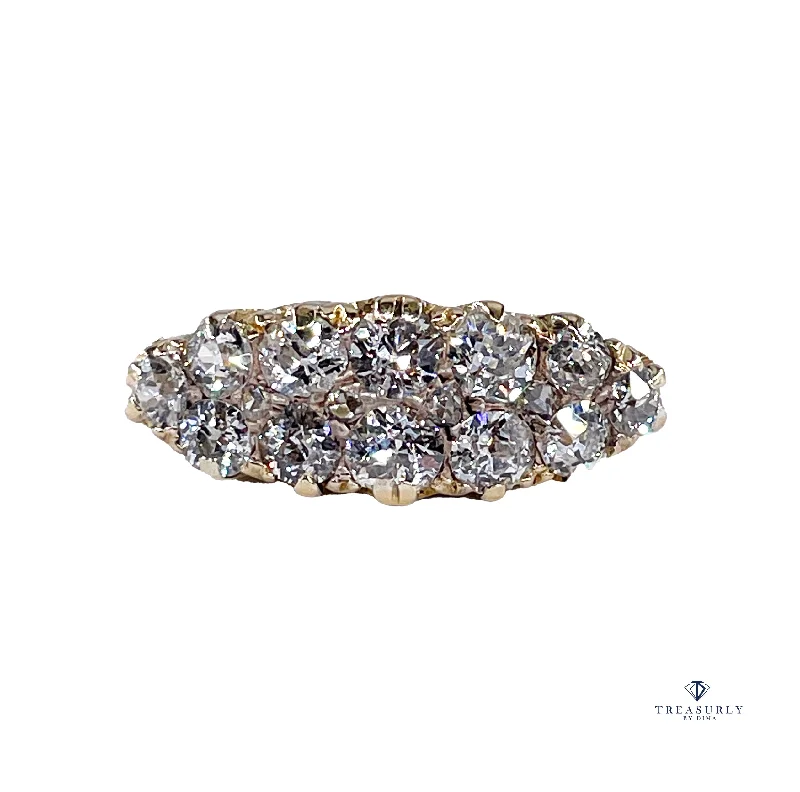 Halo - Style Women's Diamond Rings with a Center Diamond Surrounded by Smaller Diamonds in 18K GoldAntique 1890's Victorian 2.25ct Old Mine Diamond Double Rows 18K Gold Band Ring