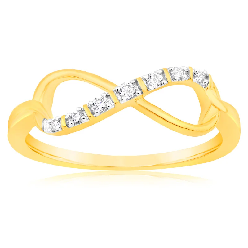 Adjustable Women's Diamond Rings with a Flexible Band for a Comfortable and Custom FitLuminesce Lab Grown 9ct Yellow Gold 7 Diamonds Infinity Ring