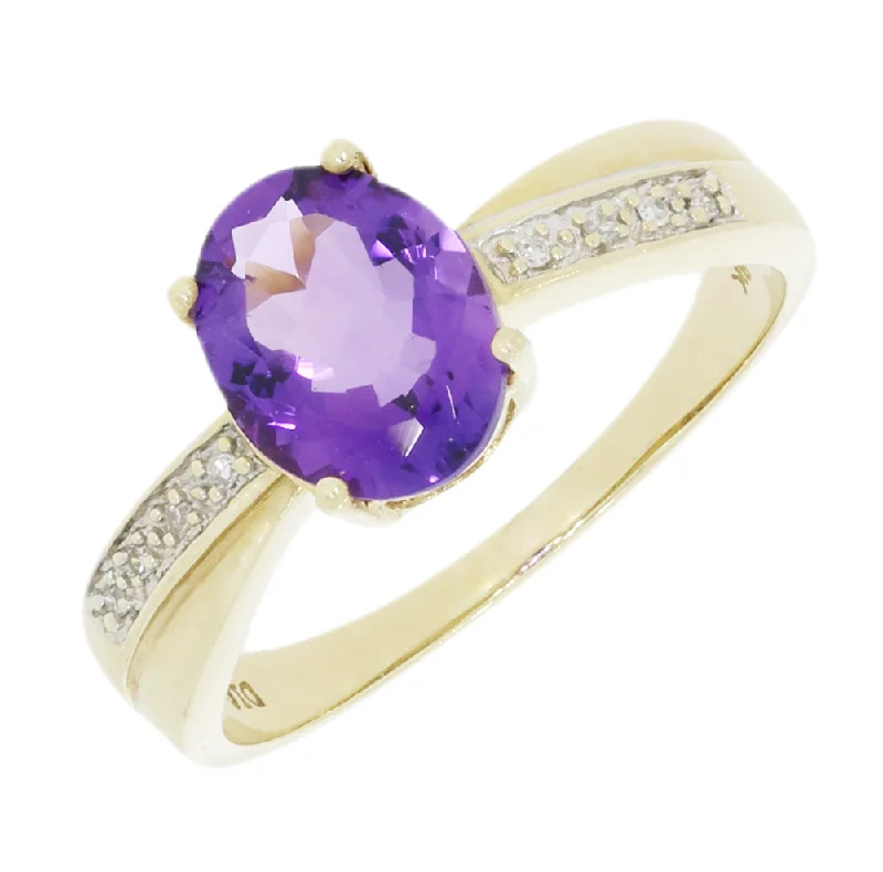 Heart - Shaped Women's Diamond Rings in Rose Gold for a Romantic and Symbolic GiftPre Owned 9ct Yellow Gold Amethyst and Diamond Ring