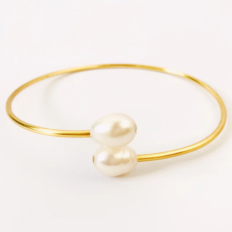 Enamel - Coated Bangles in Vibrant Rainbow Colors for a Playful StyleDivinity - 11mm White Freshwater Pearl Bangle