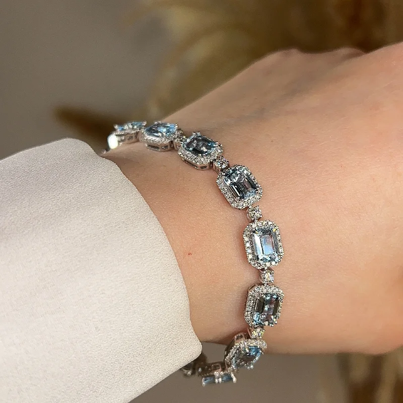 Bangle Bracelets with LED Lights for a Glowing and Trendy AccessoryEmerald Shape 11 Carat Aquamarine Tennis Bracelet Featuring Diamond Halo BRHAEC