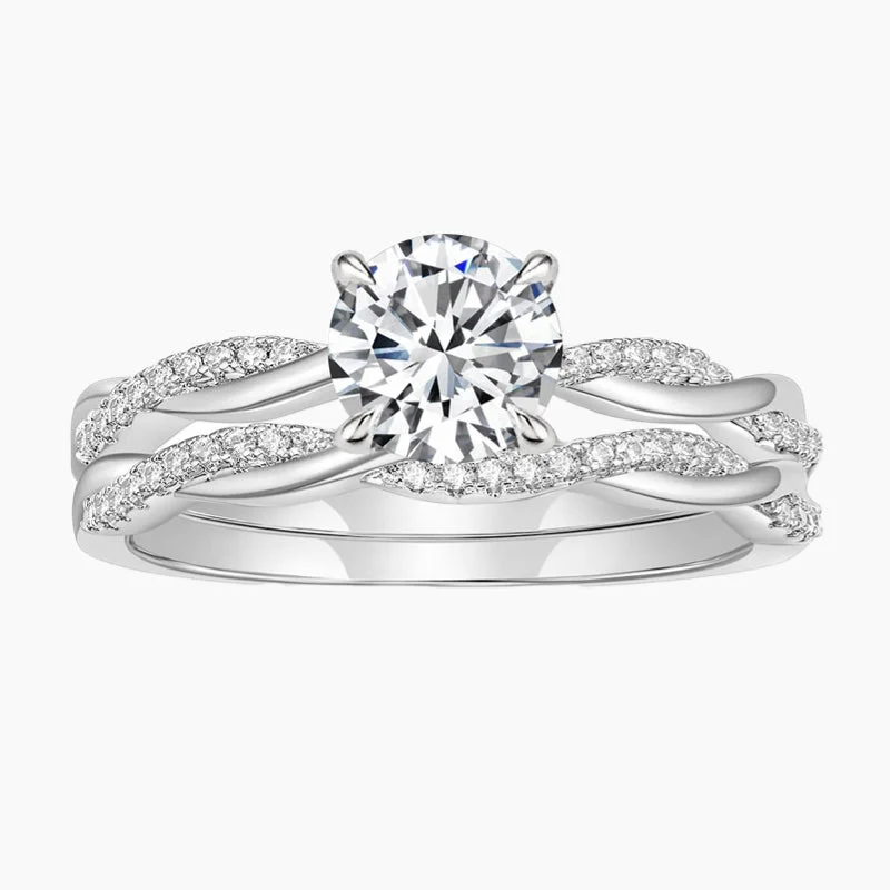 Pear - Shaped Engagement Rings in Yellow Gold with a Diamond - Encrusted Band1 CT Women's Round Bridal Ring Set