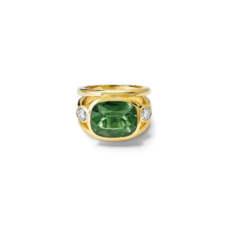 Pear - Shaped Engagement Rings in Yellow Gold with a Diamond - Encrusted BandAeneus Ring 18ct Yellow Gold - Green Sapphire & Diamond