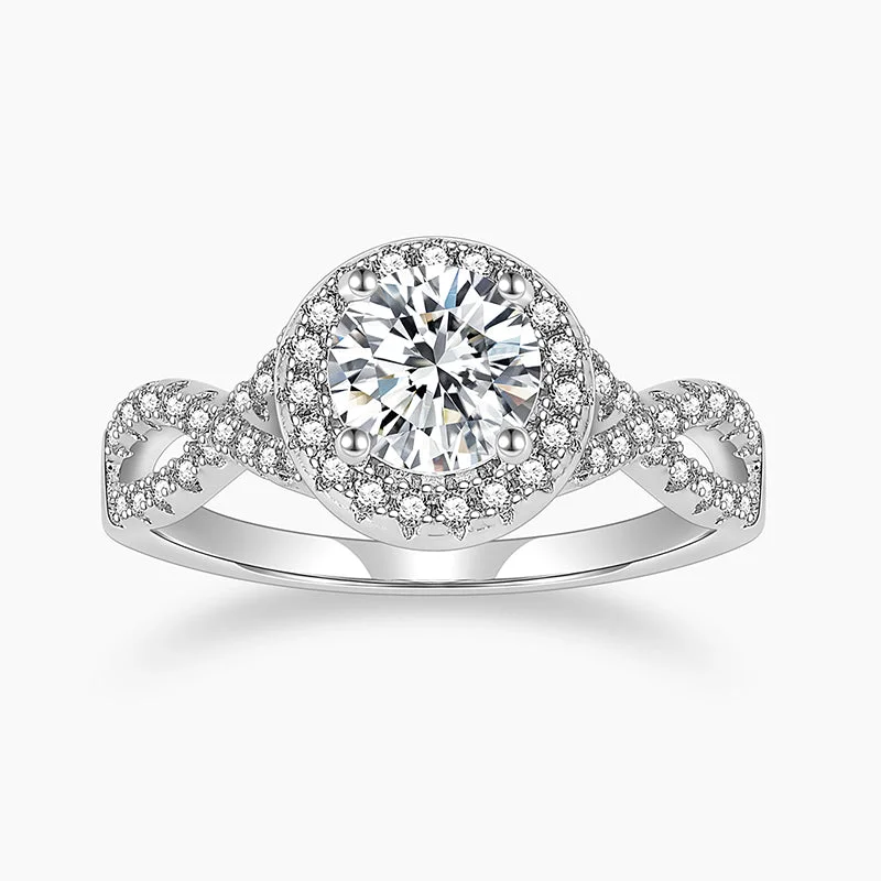 Signature - Design Engagement Rings with a Brand - Exclusive Pattern and Premium DiamondsRound Twisted Gems Ring in Sterling Silver