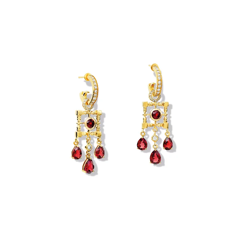 Signature - Design Engagement Rings with a Brand - Exclusive Pattern and Premium DiamondsMashrabiya Trellis Earring Drops Yellow Gold - Garnet & Diamond