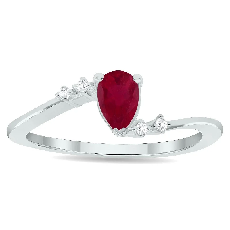 Agate Gemstone Rings in Sterling Silver with a Mosaic - Inspired Inlay for a Bohemian StyleWomen's Ruby and Diamond Wave Ring in 10K White Gold