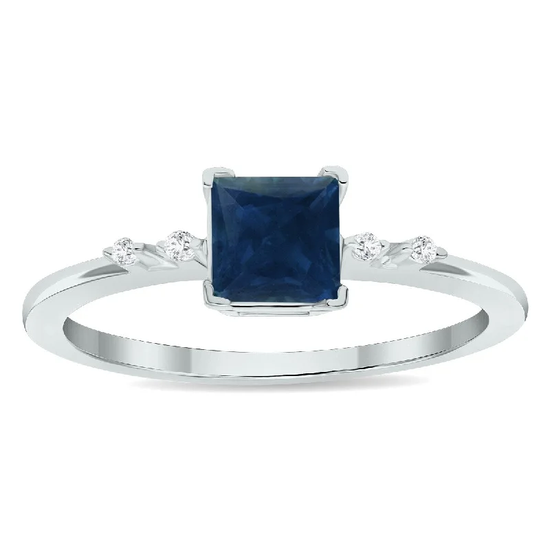 Aquamarine Gemstone Rings in 9K Gold with a Bezel Setting for a Modern and Secure FitWomen's Sapphire and Diamond Sparkle Ring in 10K White Gold