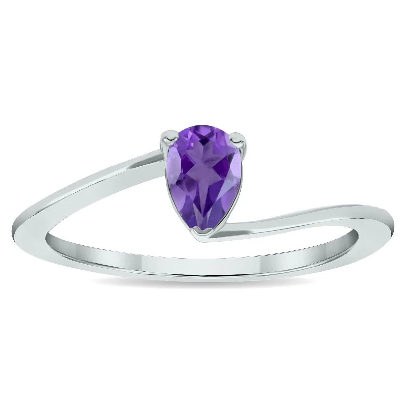 Alexandrite Gemstone Rings in Platinum with a Hidden Halo for a Rare and Luxurious PieceWomen's Solitaire Amethyst Wave Ring in 10K White Gold